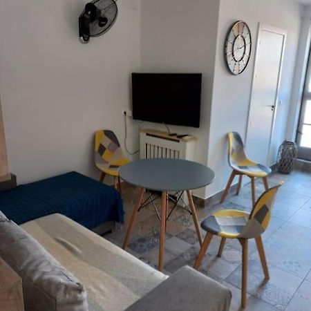 Apartamento Loft En Patio De Casa Tipica De Pueblo Villafranca de Córdoba Exterior foto